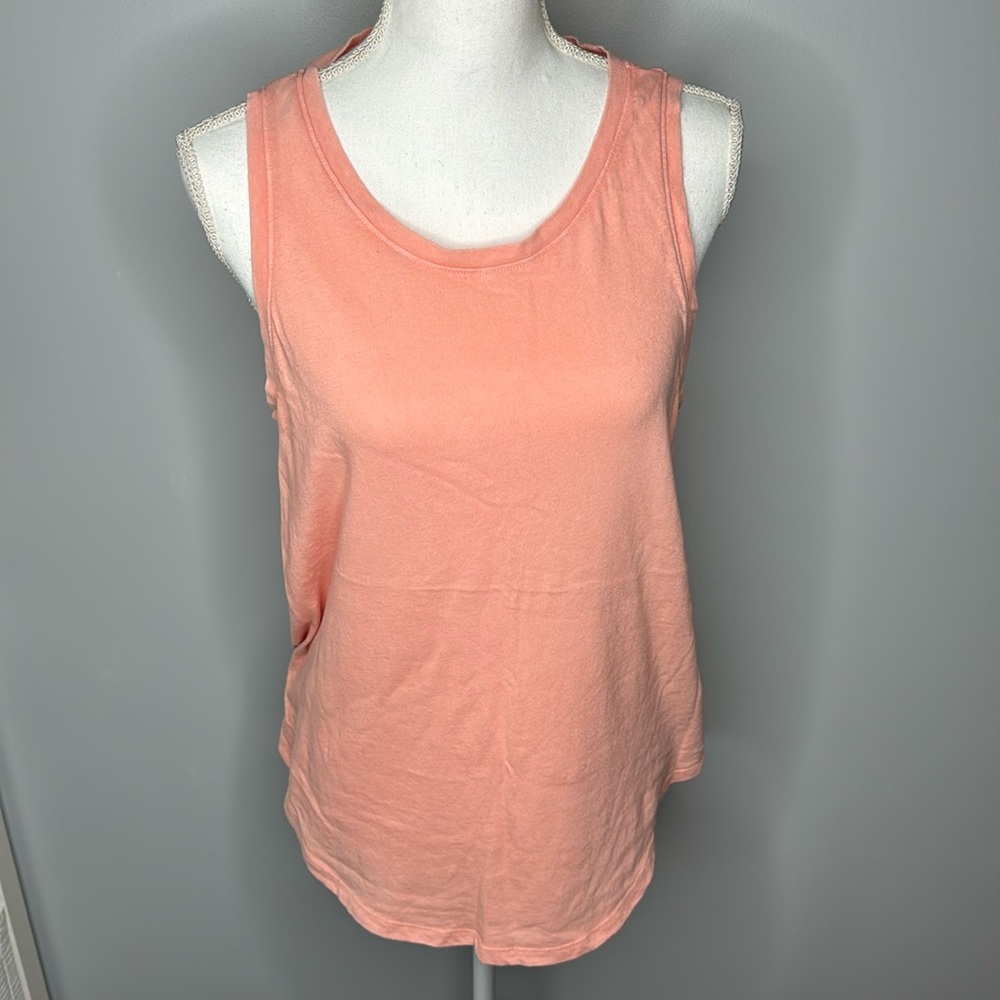 Gap tank top size Large
